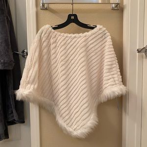 Marc New york off white faux fur shawl cape soft cream Andrew winter nwot